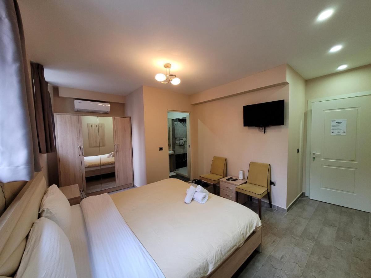 21-Rooms Tirana Zewnętrze zdjęcie