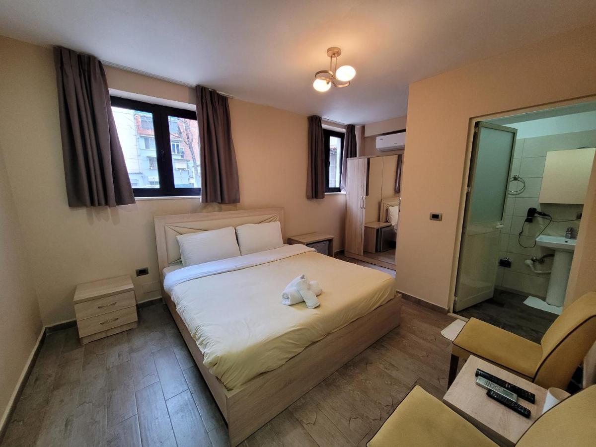 21-Rooms Tirana Zewnętrze zdjęcie