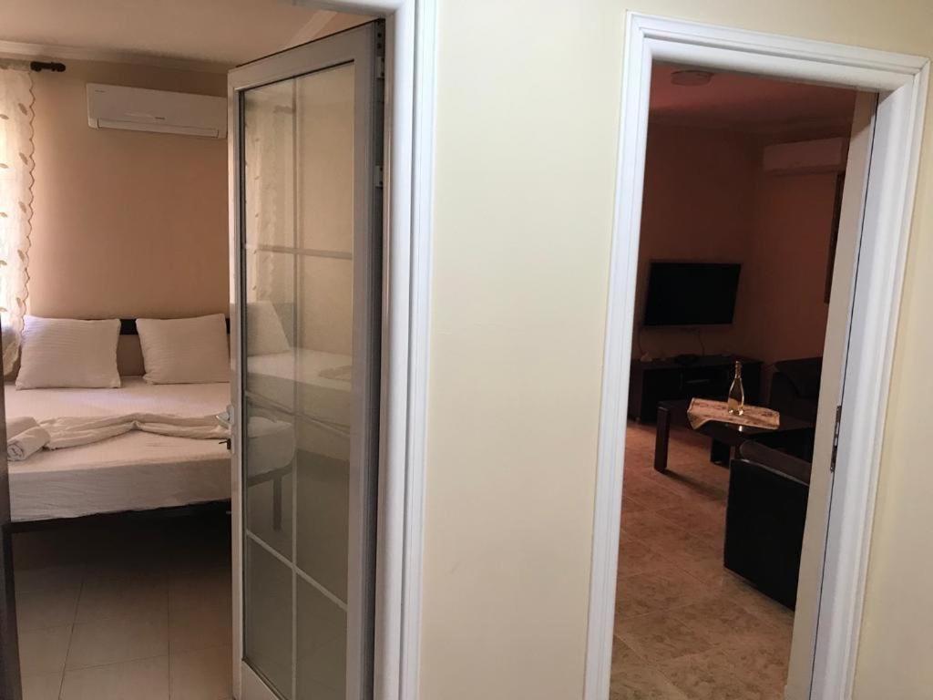 21-Rooms Tirana Zewnętrze zdjęcie